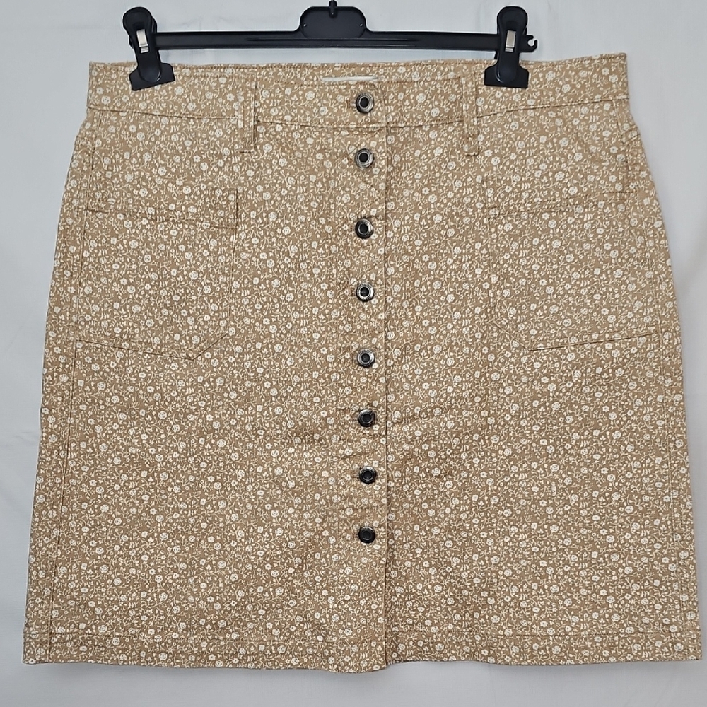Orvis Beige Floral Button-Front Skirt